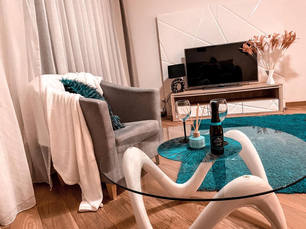 Apartament Solna 80 - Centrum Miasta Z Podziemnym Garazem Kielce Exterior photo